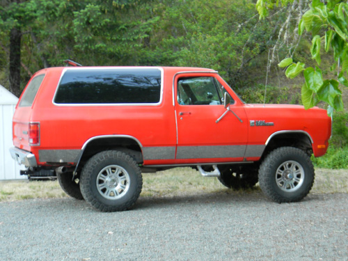 1983 Dodge Ram Charger By Joel image 3.