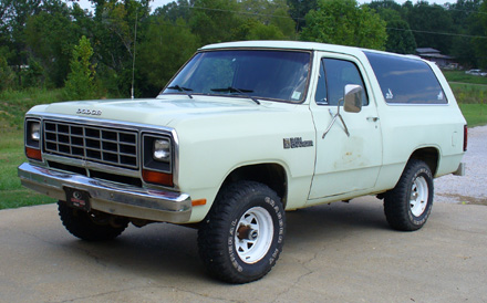 1985 Dodge Ramcharger 4x4 By Jeff Hurd image 1.