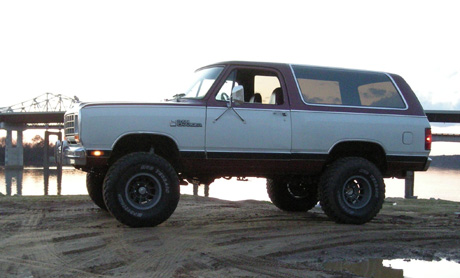 1985 Dodge Ramcharger 4x4 By Kevin klueger image 1.