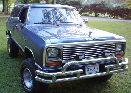 1988 Dodge Ramcharger 4x4 By Robert Brown image 1.