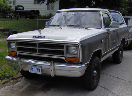 1989 Dodge Ramcharger 4x4 By Larry Laposky image 1.