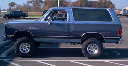 1990 Dodge Ramcharger 4x4 By Rob Horn image 2.