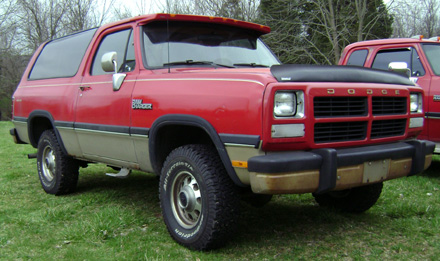 1992 Dodge Ramcharger 4x4 By Robert Miller image 1.
